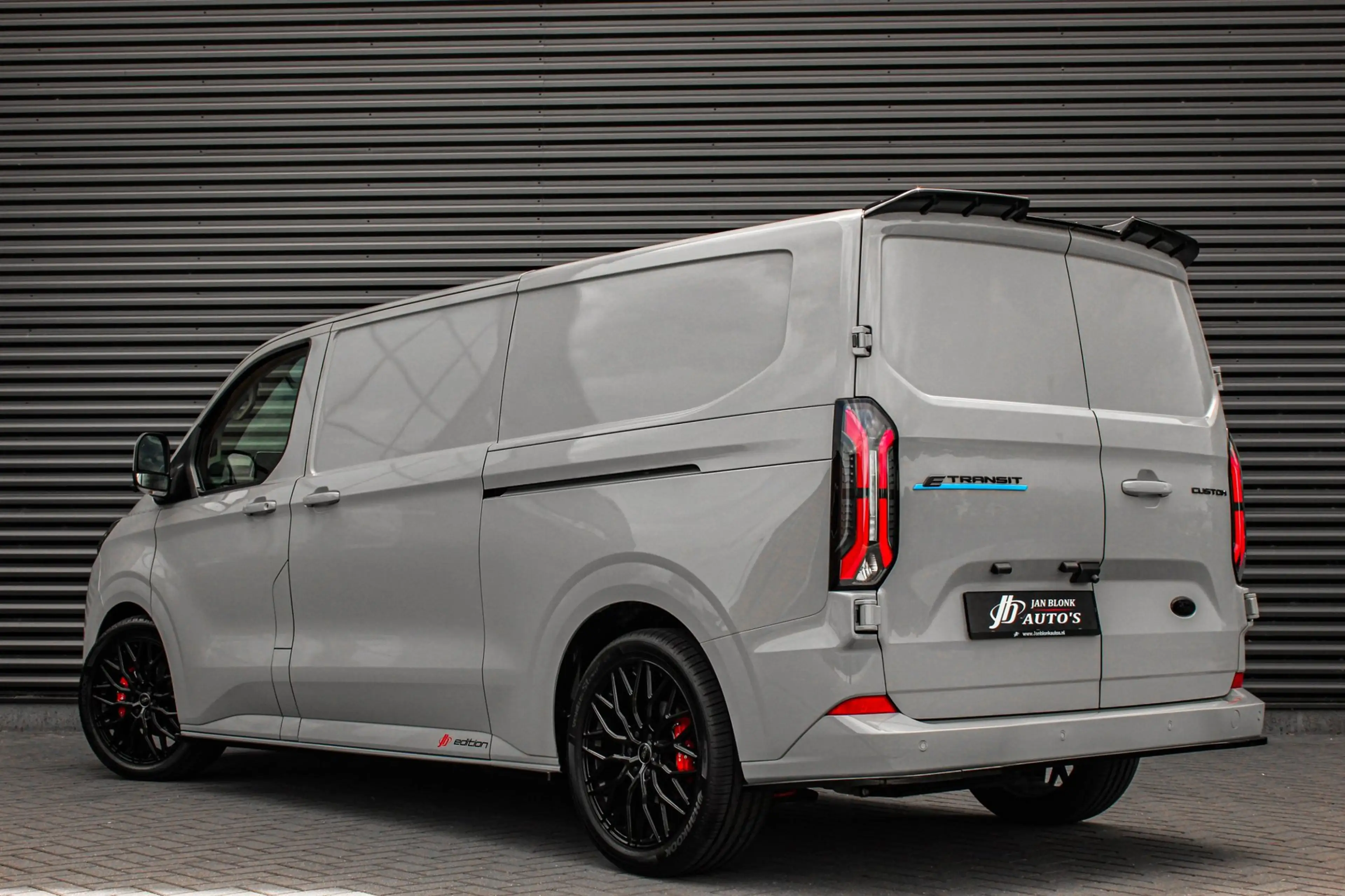 Ford E-Transit Cust. 340 L2H1 Limited 71 kWh 218PK / JB- EDITON / — photo 4