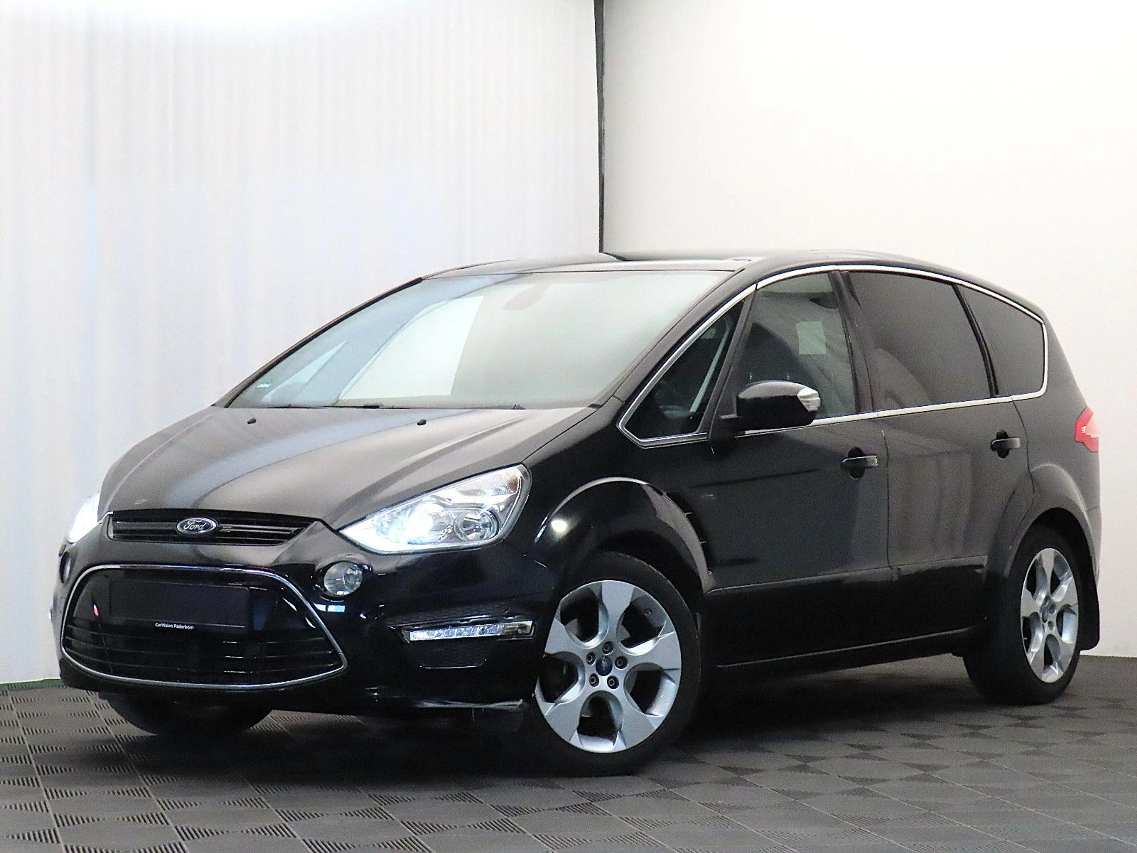 Ford S-Max Titanium 7-Sitzer / Standhzng. / Panorama