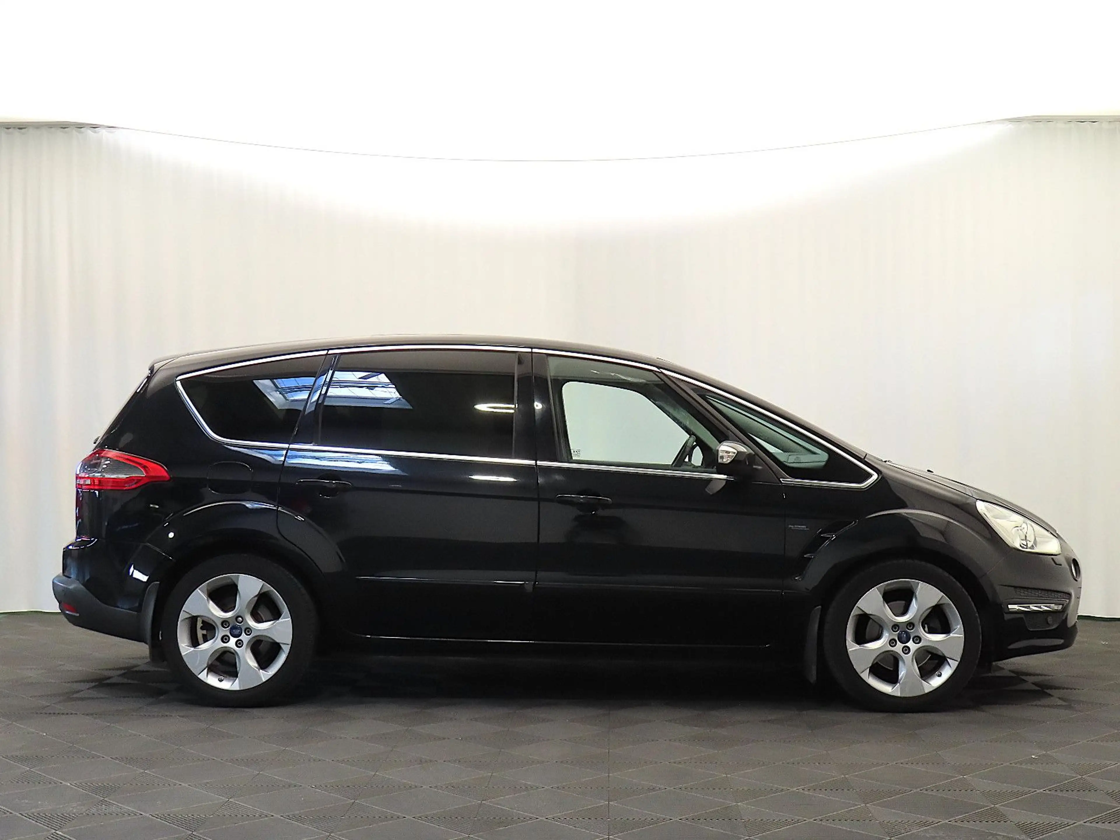 Ford S-Max Titanium 7-Sitzer / Standhzng. / Panorama — photo 6