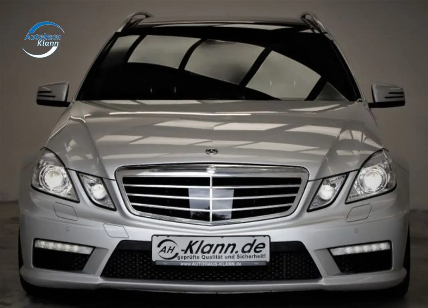 Mercedes-Benz E 63 AMG E 63 T 5.5 Bi-Turbo 665PS Pano Keyless Distronic Silber - 2
