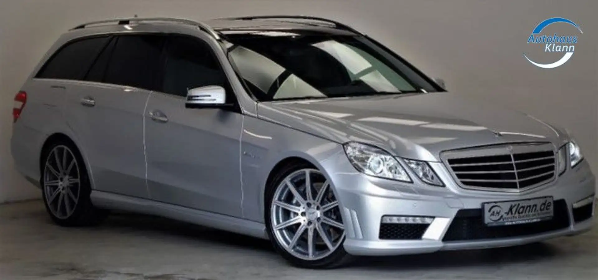 Mercedes-Benz E 63 AMG E 63 T 5.5 Bi-Turbo 665PS Pano Keyless Distronic Silber - 1