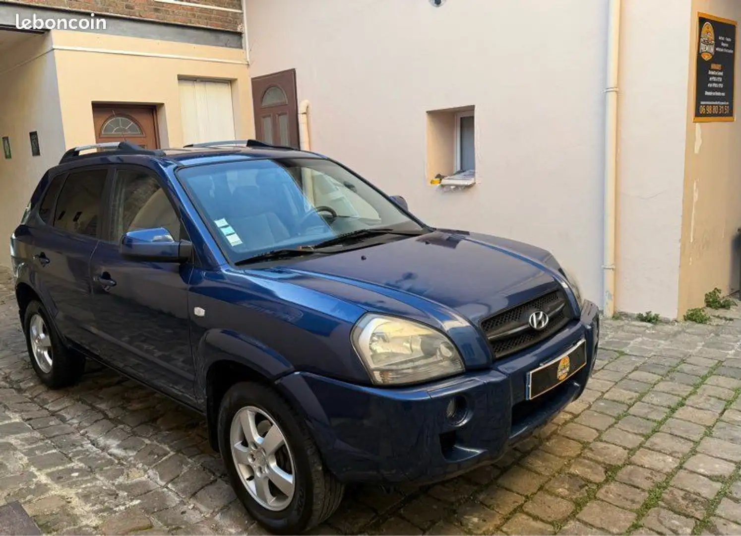 Hyundai TUCSON 2L CRDI 115cv suv 4x4 Albastru - 2