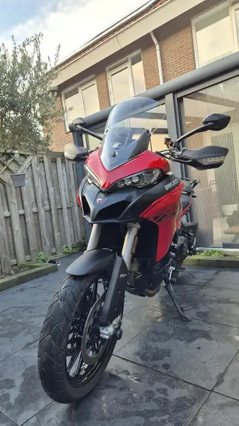 Ducati Multistrada V2 S - foto 4