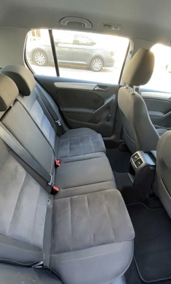 Volkswagen Golf Standard Model — photo 6