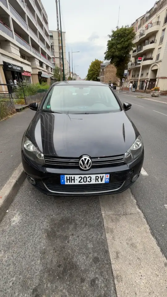 Volkswagen Golf Standard Model