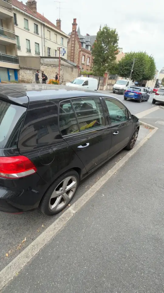 Volkswagen Golf Standard Model — photo 2