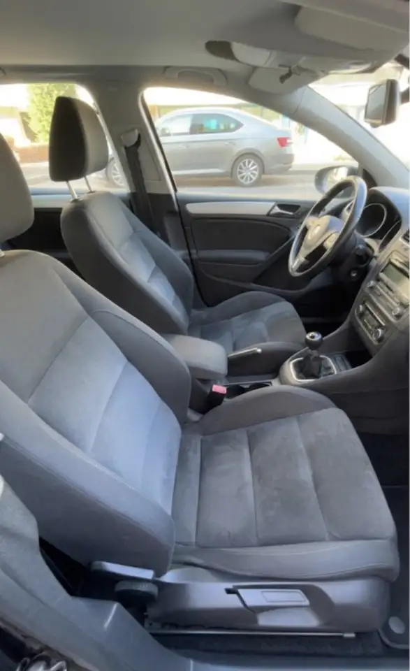 Volkswagen Golf Standard Model — photo 5