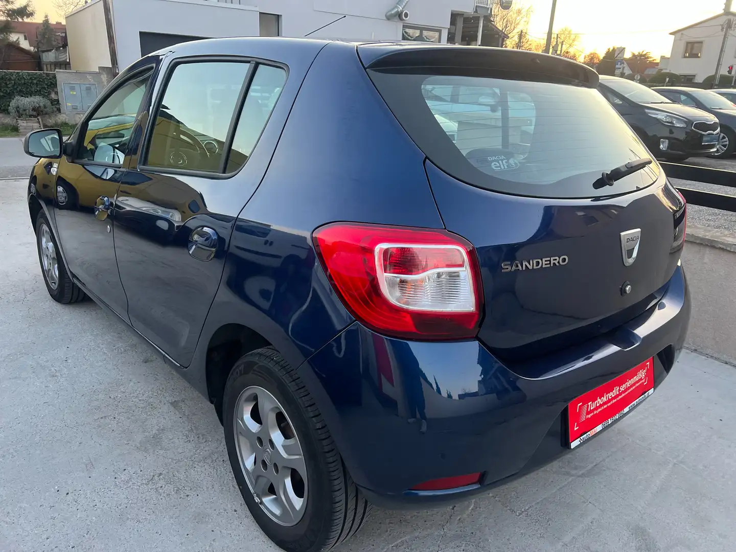 Dacia Sandero Celebration 1,2 16V 75 Bleu - 2