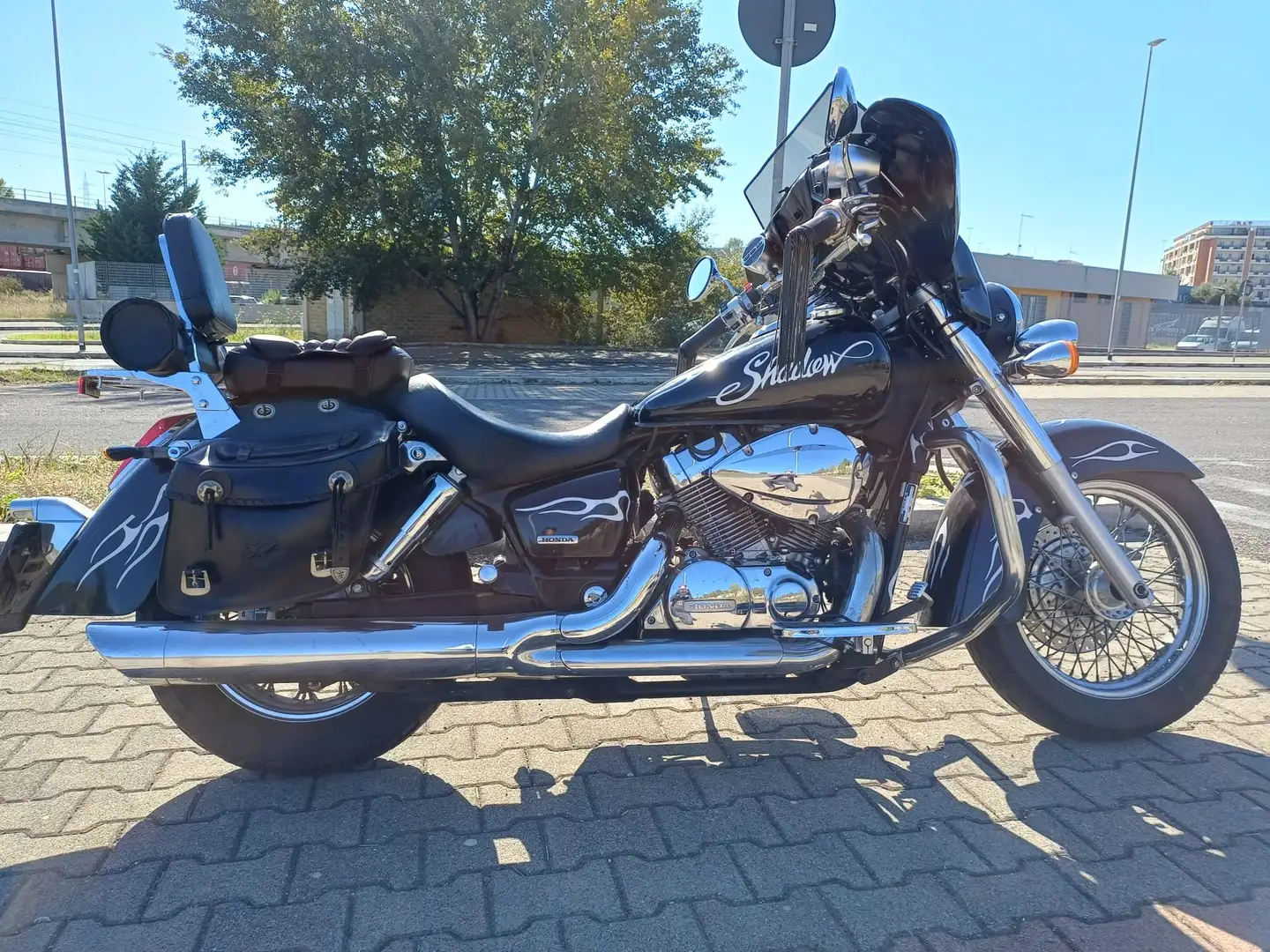 Honda Shadow 750 Nero - 1