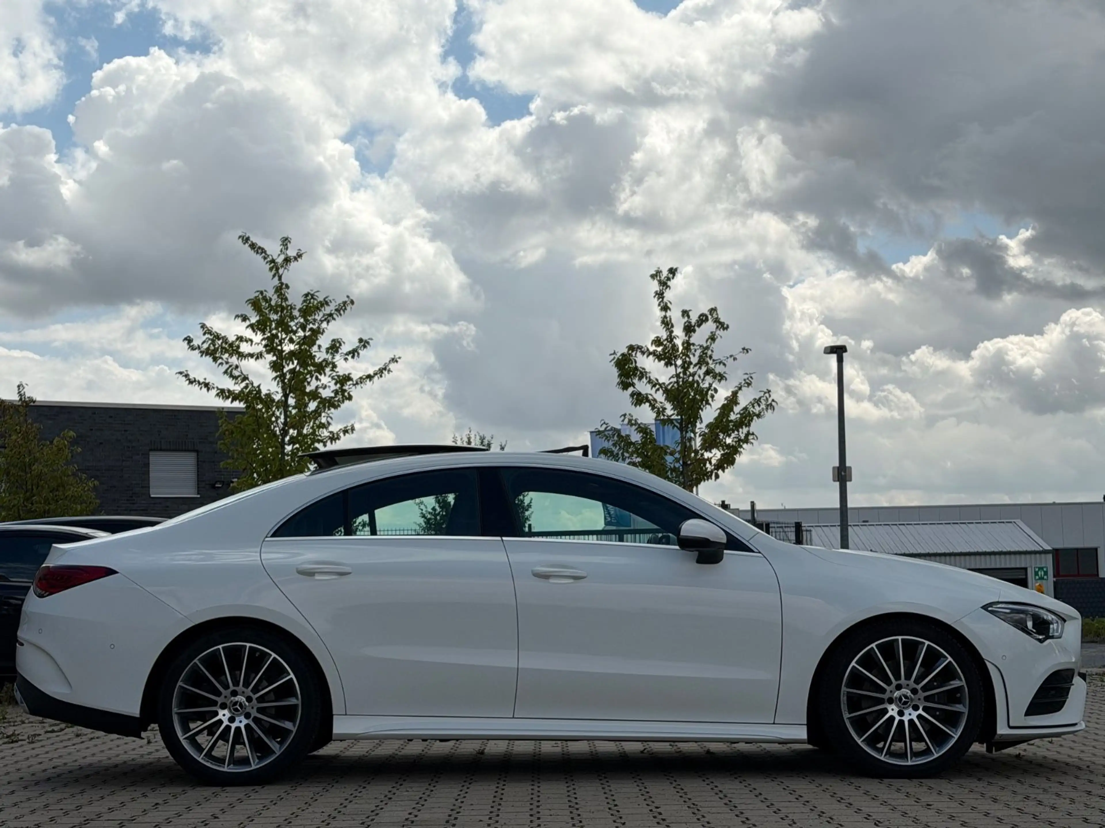 Mercedes-Benz CLA 220 AMG Pano Wide Kam Ambiente 19" LED SHZ — photo 4