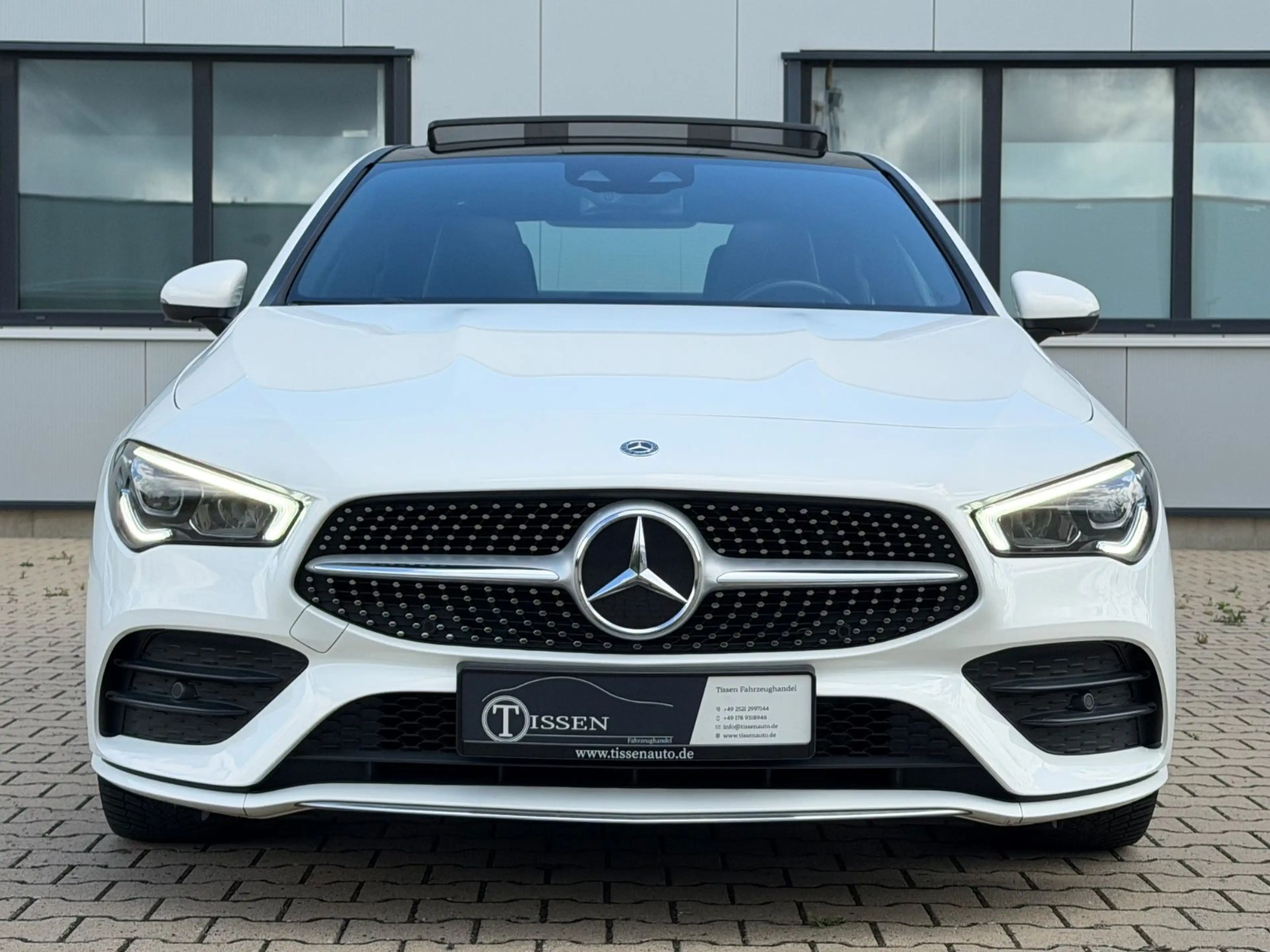 Mercedes-Benz CLA 220 AMG Pano Wide Kam Ambiente 19" LED SHZ — photo 2
