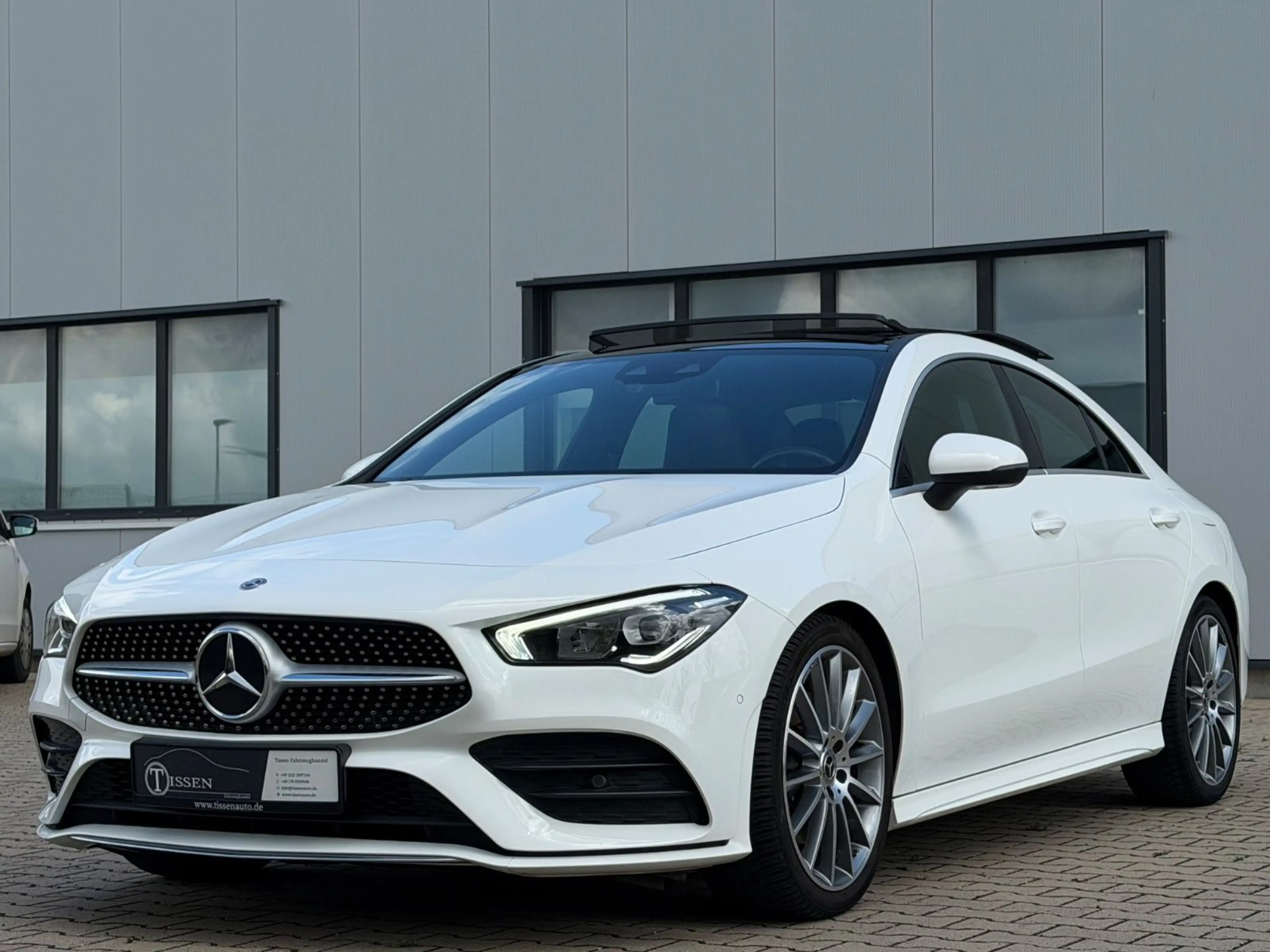 Mercedes-Benz CLA 220 AMG Pano Wide Kam Ambiente 19" LED SHZ