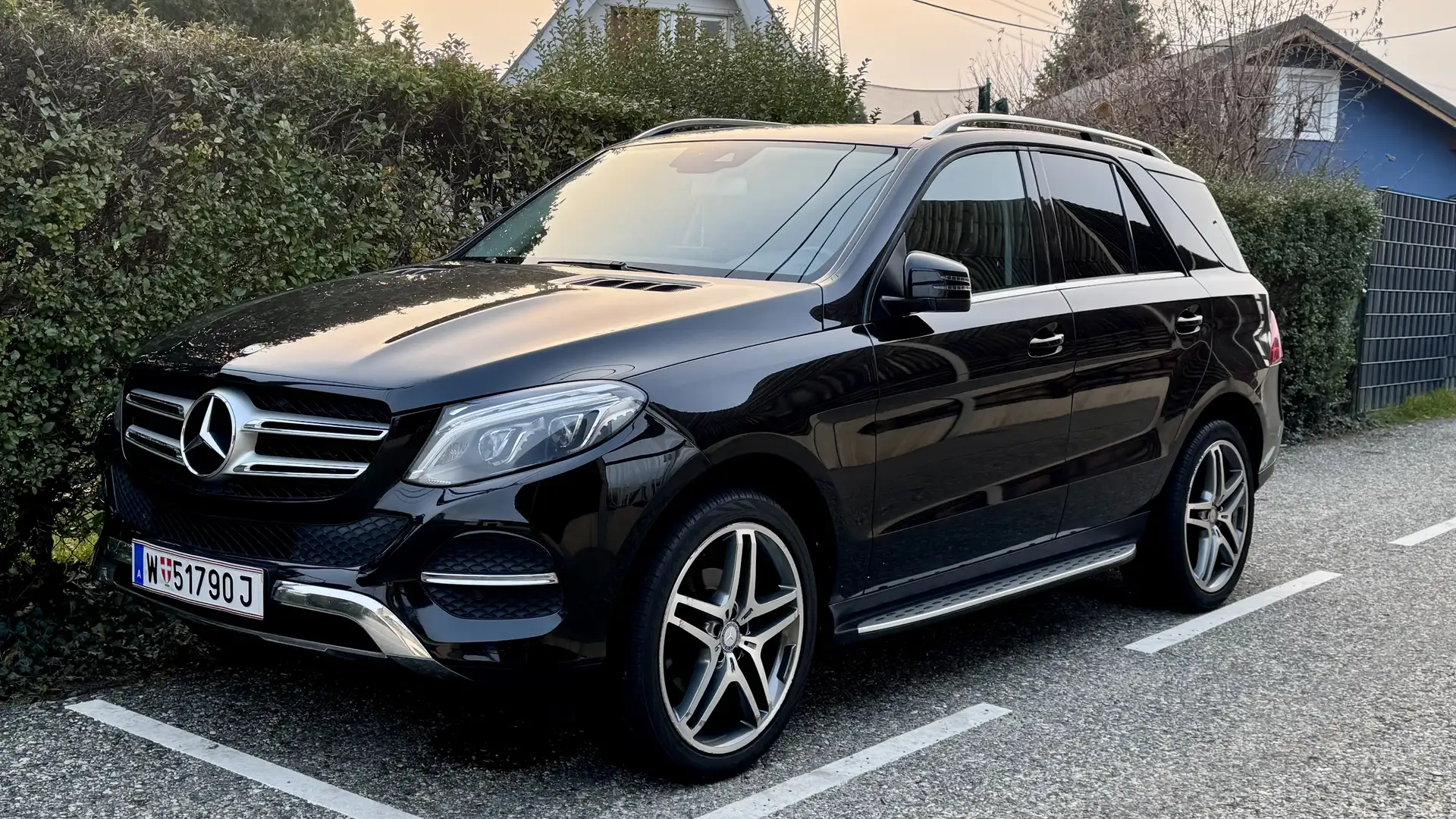 Mercedes-Benz GLE 250 4 Matic ÖAMTC Pickerl 12.2026 Noir - 2