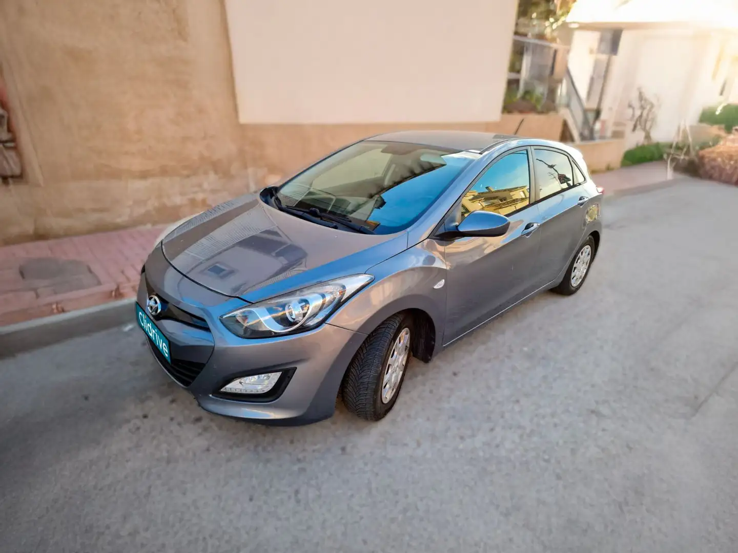 Hyundai i30 1.4CRDi City S Gris - 2