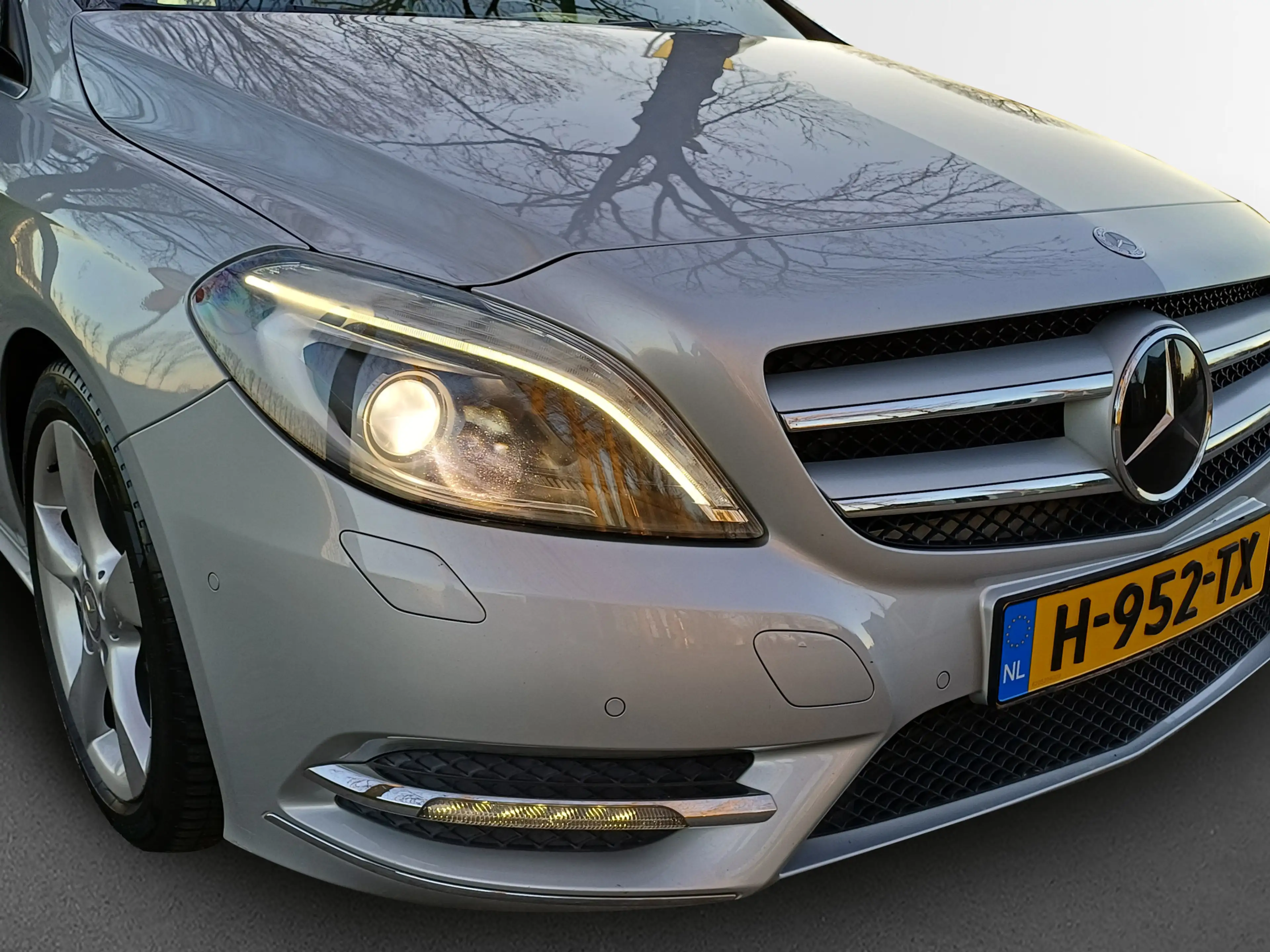 Mercedes-Benz B 180 Prestige /Pano/Leder/Navi/Dealer onderhouden!/ — photo 23