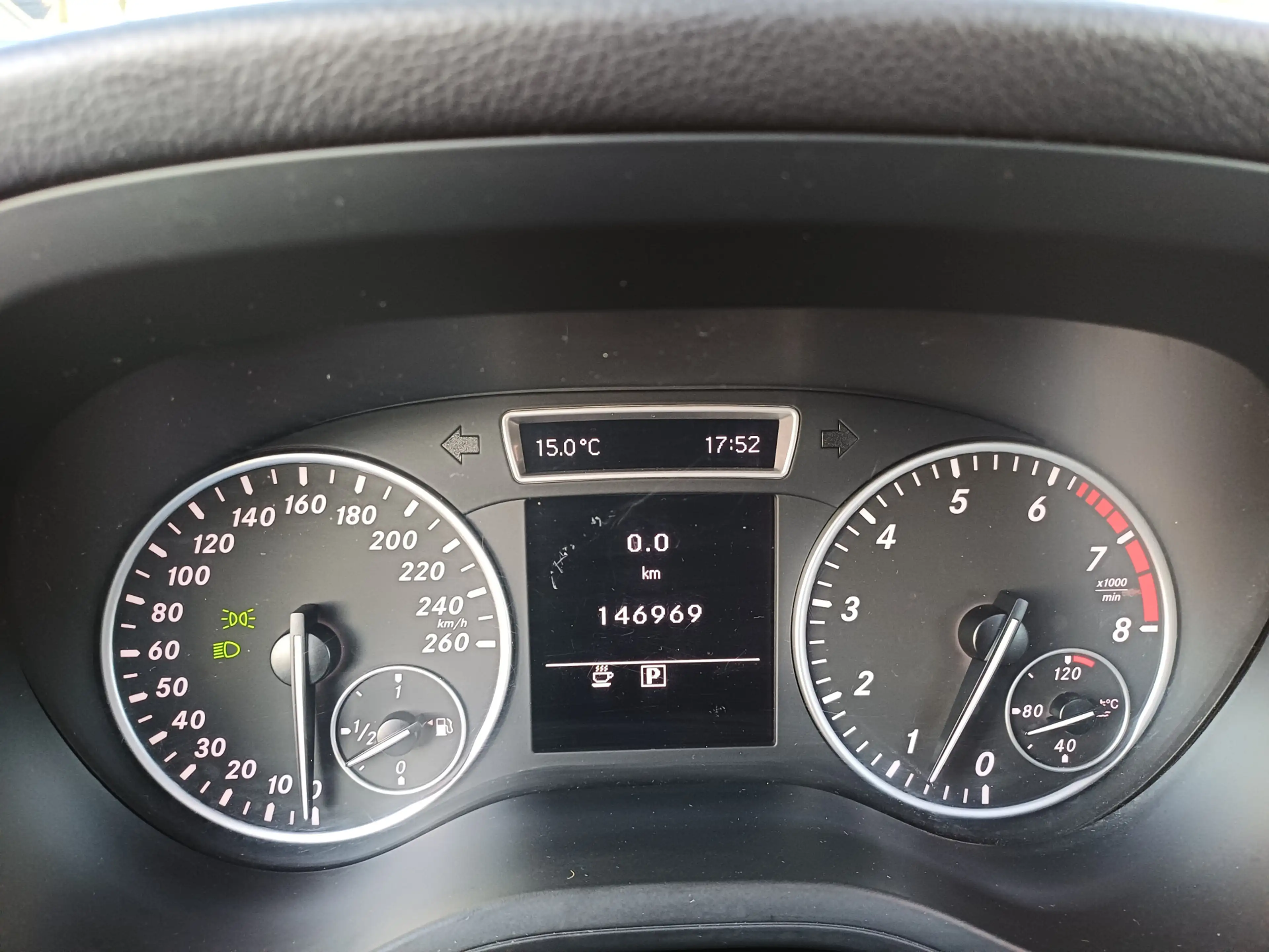 Mercedes-Benz B 180 Prestige /Pano/Leder/Navi/Dealer onderhouden!/ — photo 48