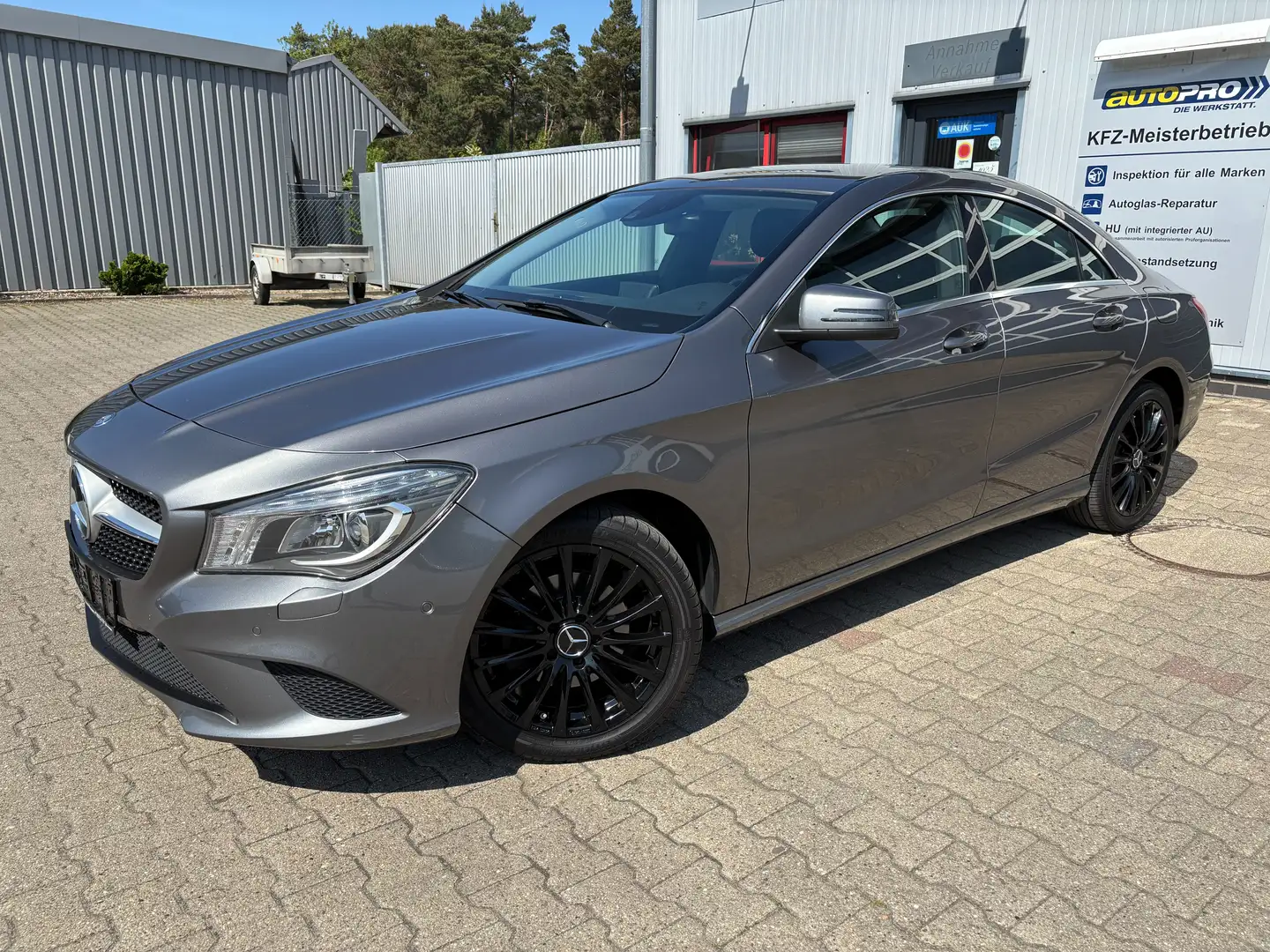 Mercedes-Benz CLA 200 CLA 200 Coupe *nur Export oder Händlerverkauf* Gris - 2
