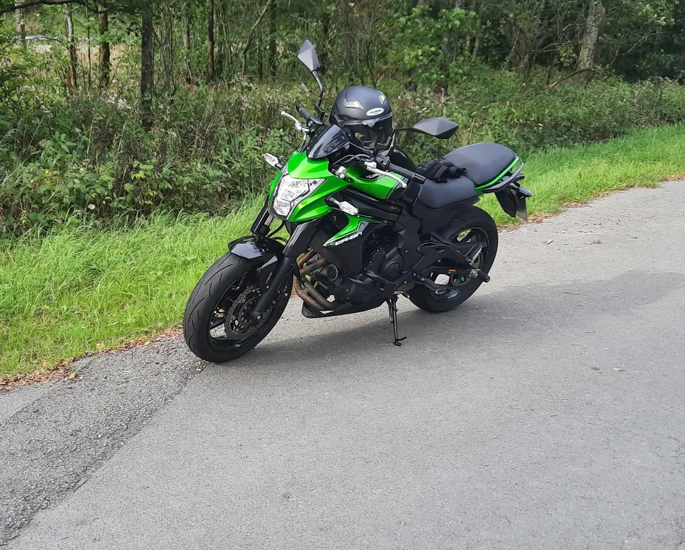 Kawasaki ER - 6 N Grün/Schwarz Vert - 1