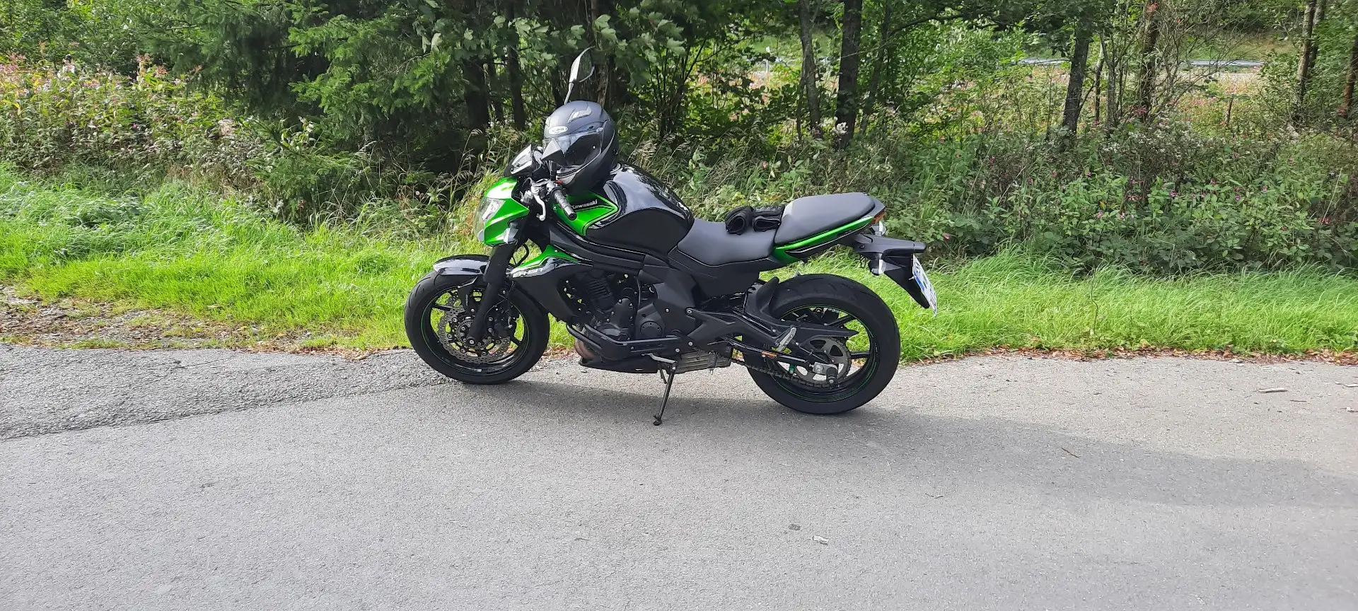 Kawasaki ER - 6 N Grün/Schwarz Vert - 2