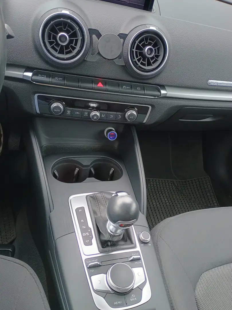 Audi A3 Audi A3 Sportback S-Tronic 55000km Tagliandi audi Grigio - 2