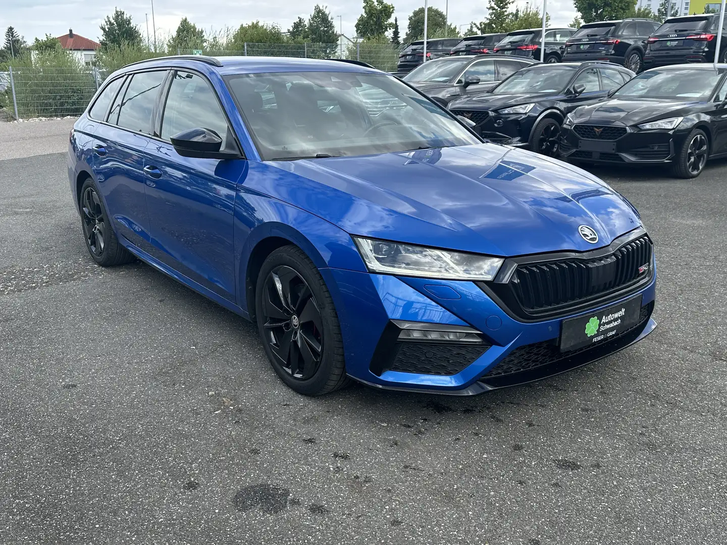 Skoda Octavia Combi RS 2.0 TDI LED AHK NAVI PDC SHZ Blau - 2