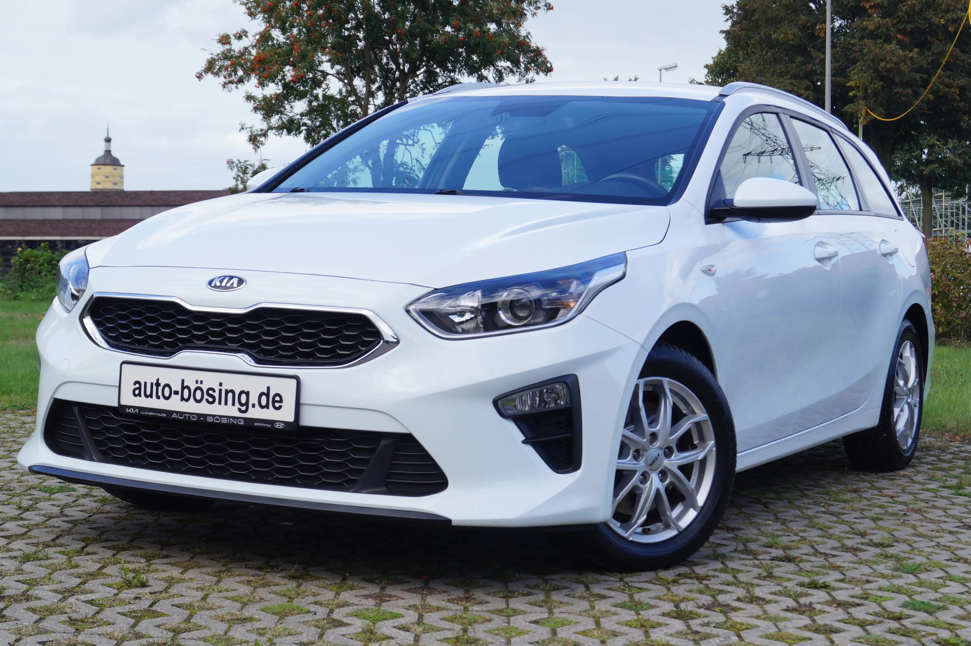 Kia Ceed / cee'd 1.0T-GDI Edition7 KLIMA-KAMERA-SHZG-ALU-PDC