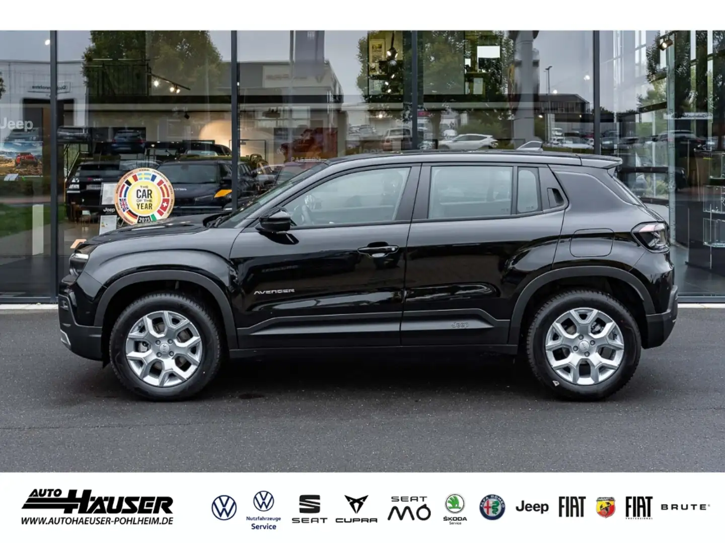 Jeep Avenger Altitude 1.2 e-Hybrid MY25 ALLWETTER EL. HECKKL. N Schwarz - 2