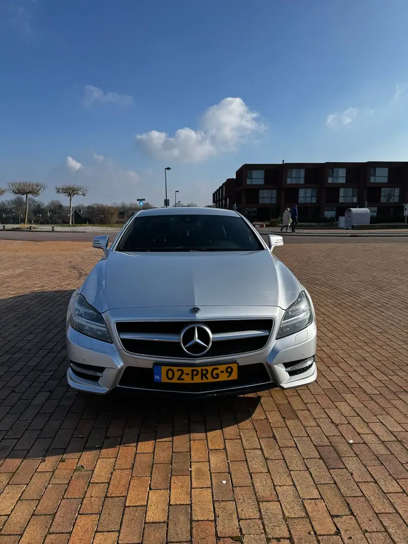 Mercedes-Benz CLS 350 Amg Line Grijs - 2