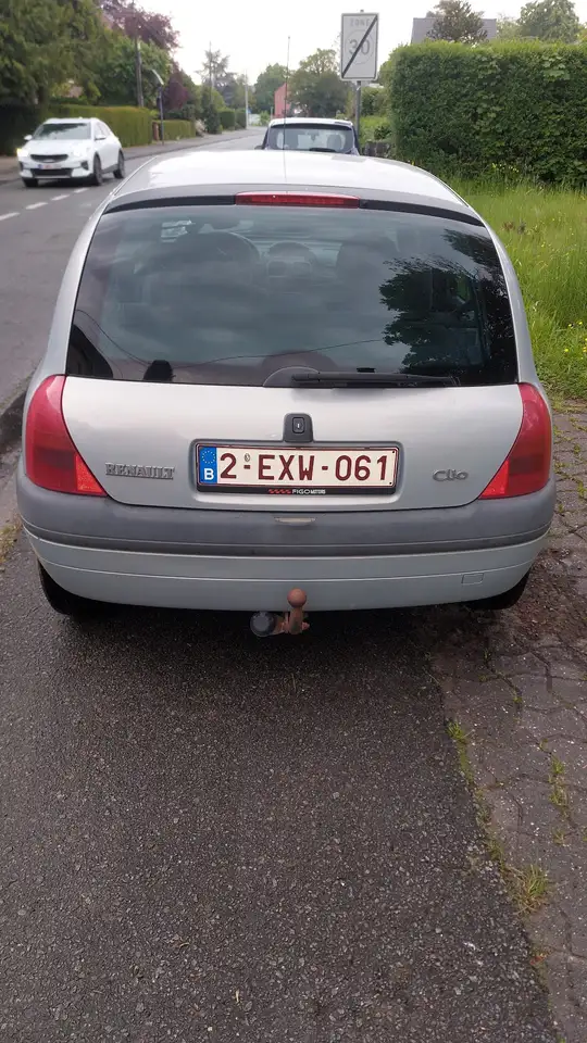 Renault Clio 1.4i RT, foto 4