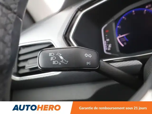 Volkswagen T-Cross view 12