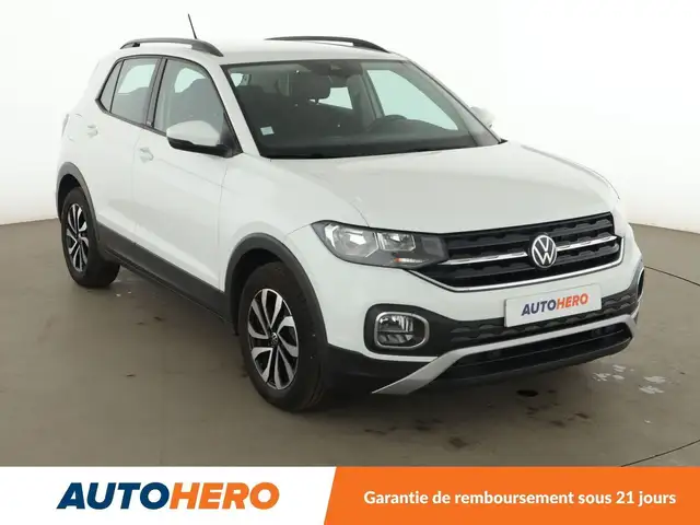 Volkswagen T-Cross view 8