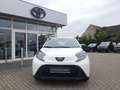 Toyota Aygo X auf Ganzjahresreifen, mit Einparksensoren hi Weiß - thumbnail 2