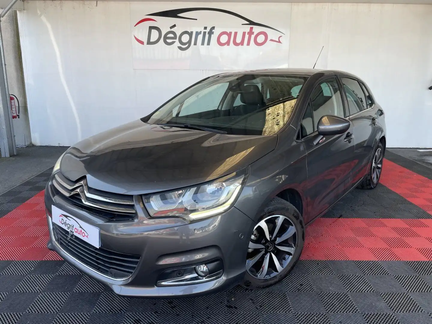 Citroen C4 BlueHDi 100 BVM Live Gris - 1
