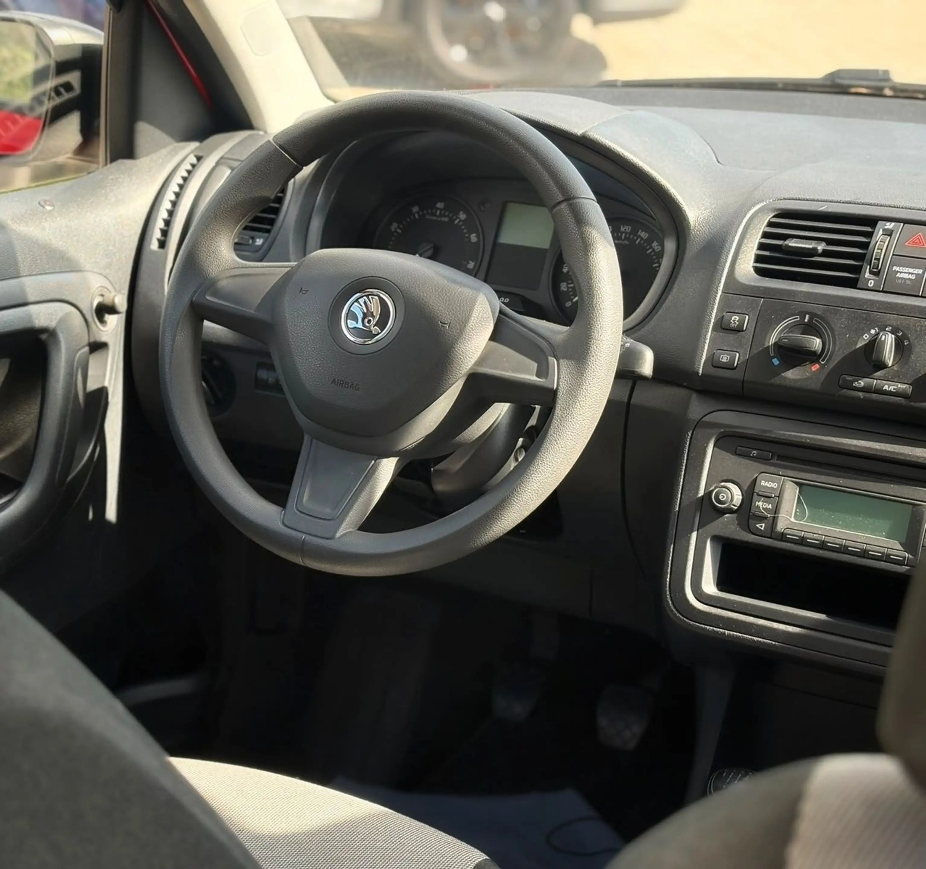 Skoda Roomster Active 85*Klima*Sitzheizung*Ahk — photo 15