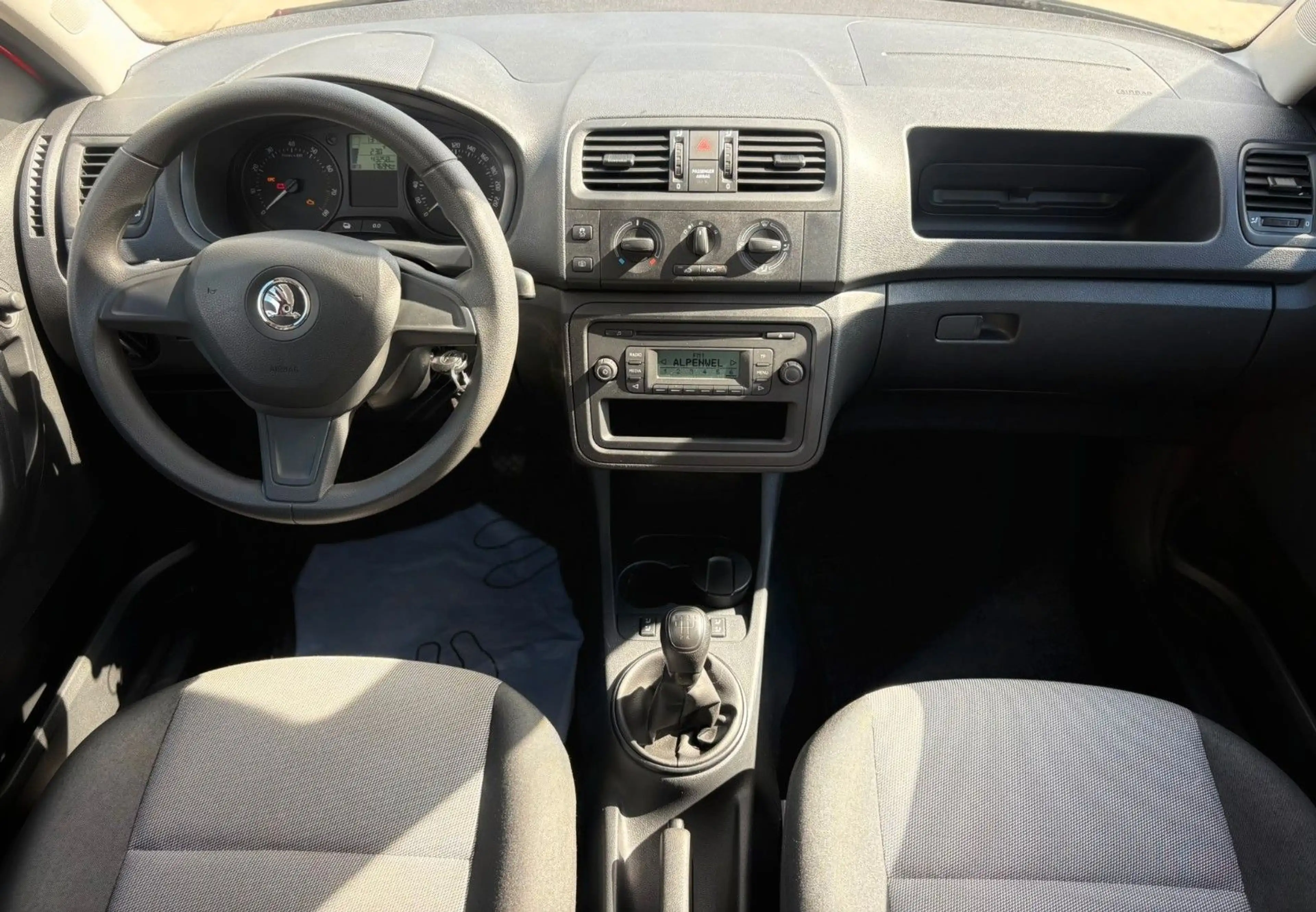 Skoda Roomster Active 85*Klima*Sitzheizung*Ahk — photo 14