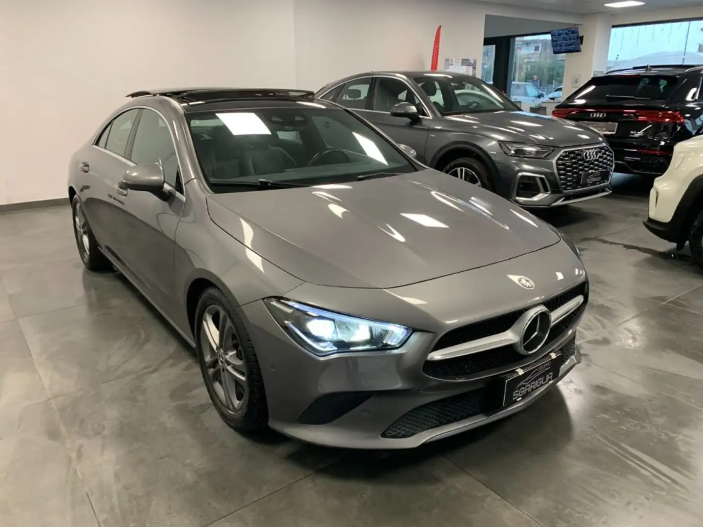 Mercedes-Benz CLA 180 d Coupe Tetto Apribile Automatico Sport Grigio - 1