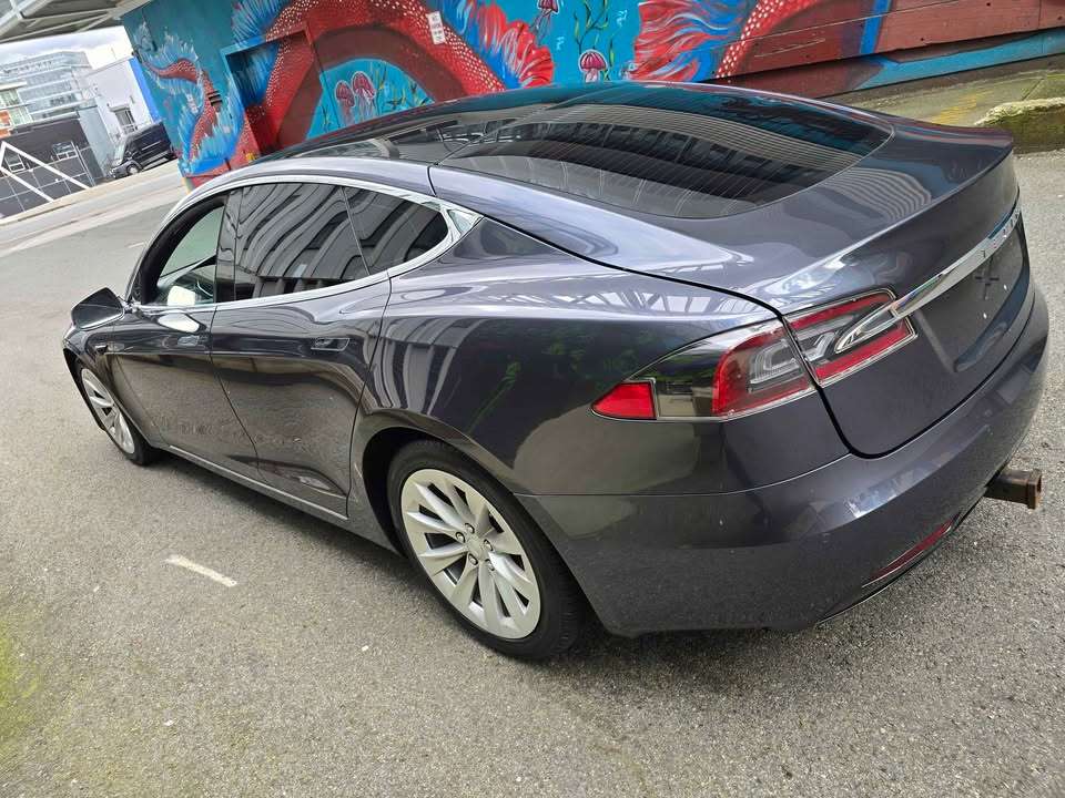 2018 Tesla Model S alt 3