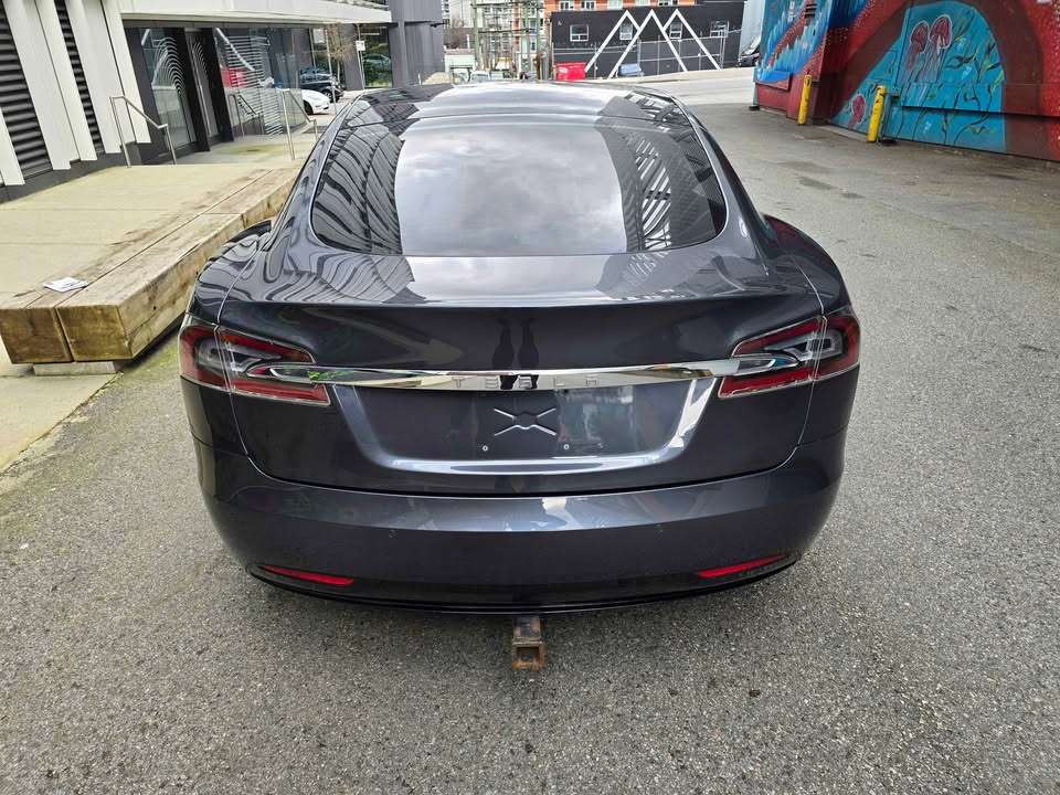 2018 Tesla Model S alt 2