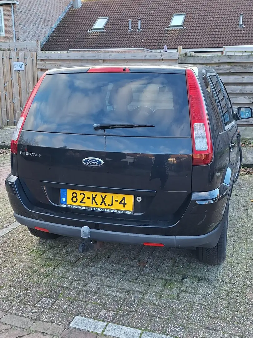 Ford Fusion Fusion 1.6-16V Futura Zwart - 2