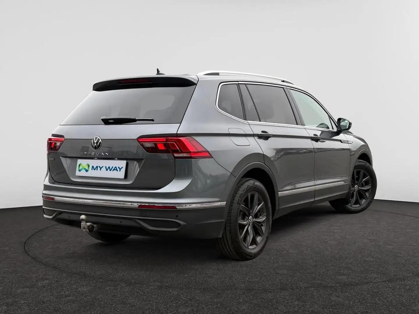 Volkswagen Tiguan Allspace 7-SEATER /// Tiguan Allspace 1.5 TSI Life DSG ///  Grijs - 2