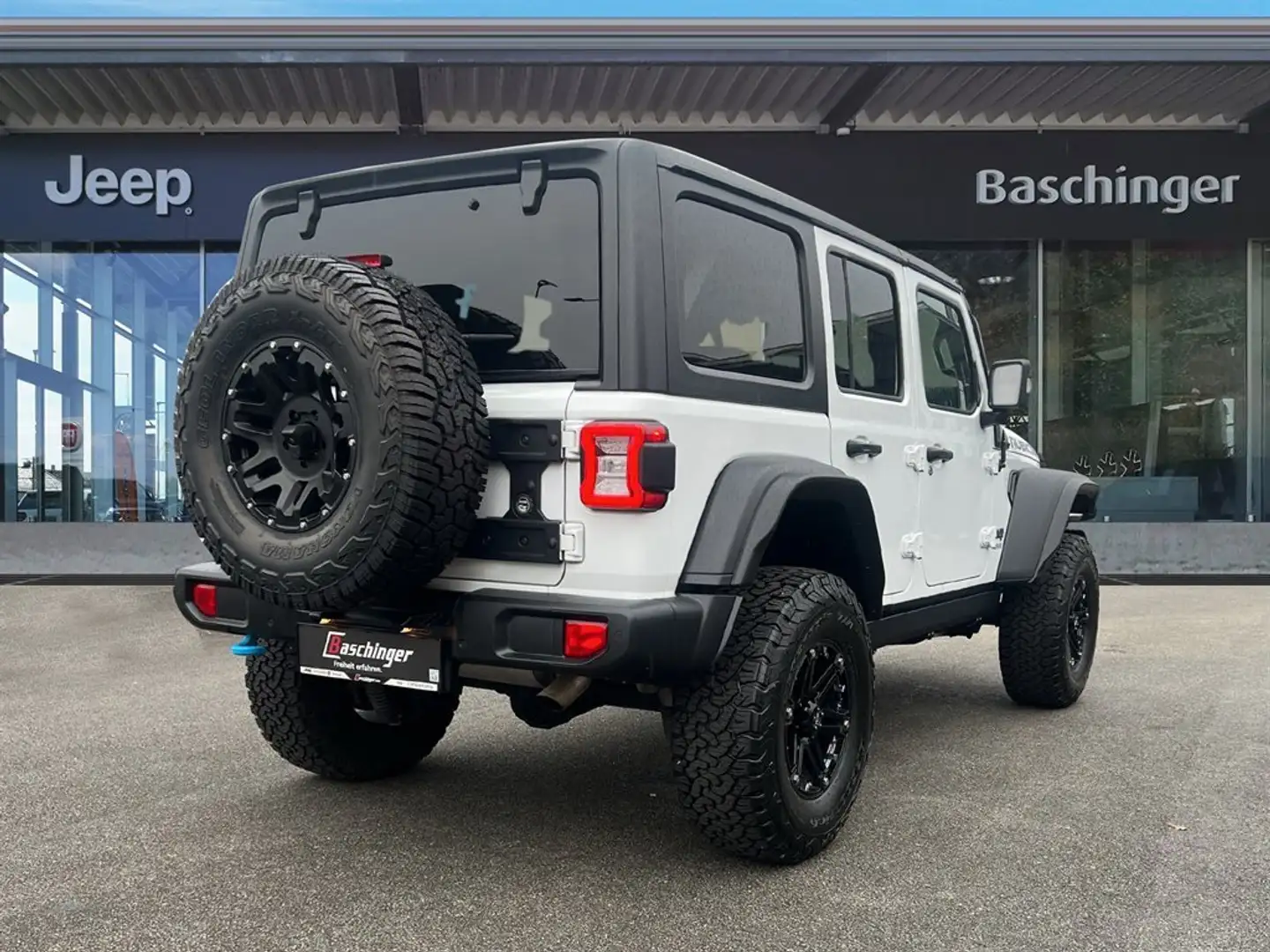 Jeep Wrangler PHEV 380PS 4XE  Rubicon Weiß - 2