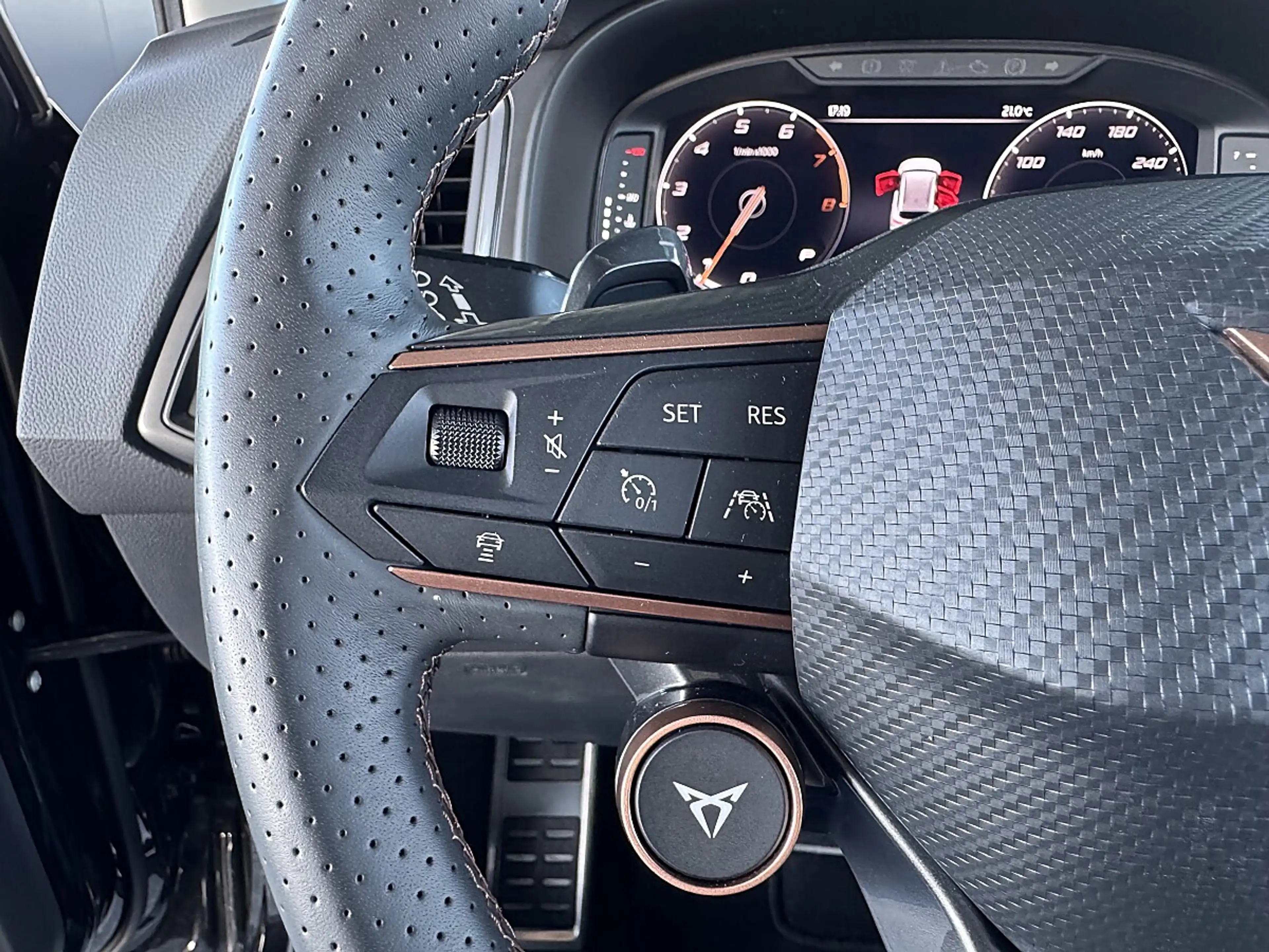 CUPRA Ateca 1.5 TSI DSG *ACC *RFK *SPURASS — photo 14