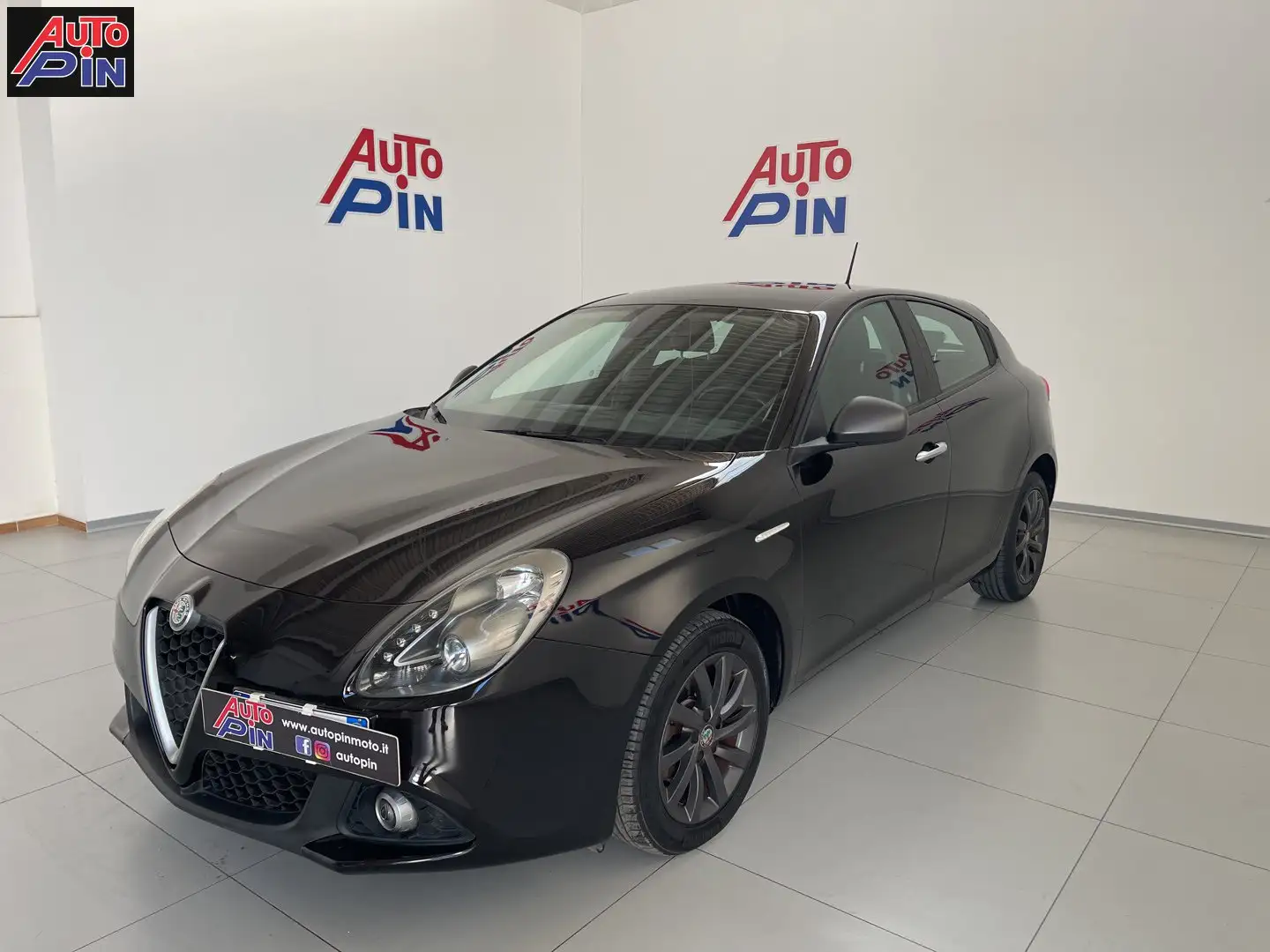 Alfa Romeo Giulietta Giulietta 1.6 JTDm-2 120 CV Progression Nero - 1