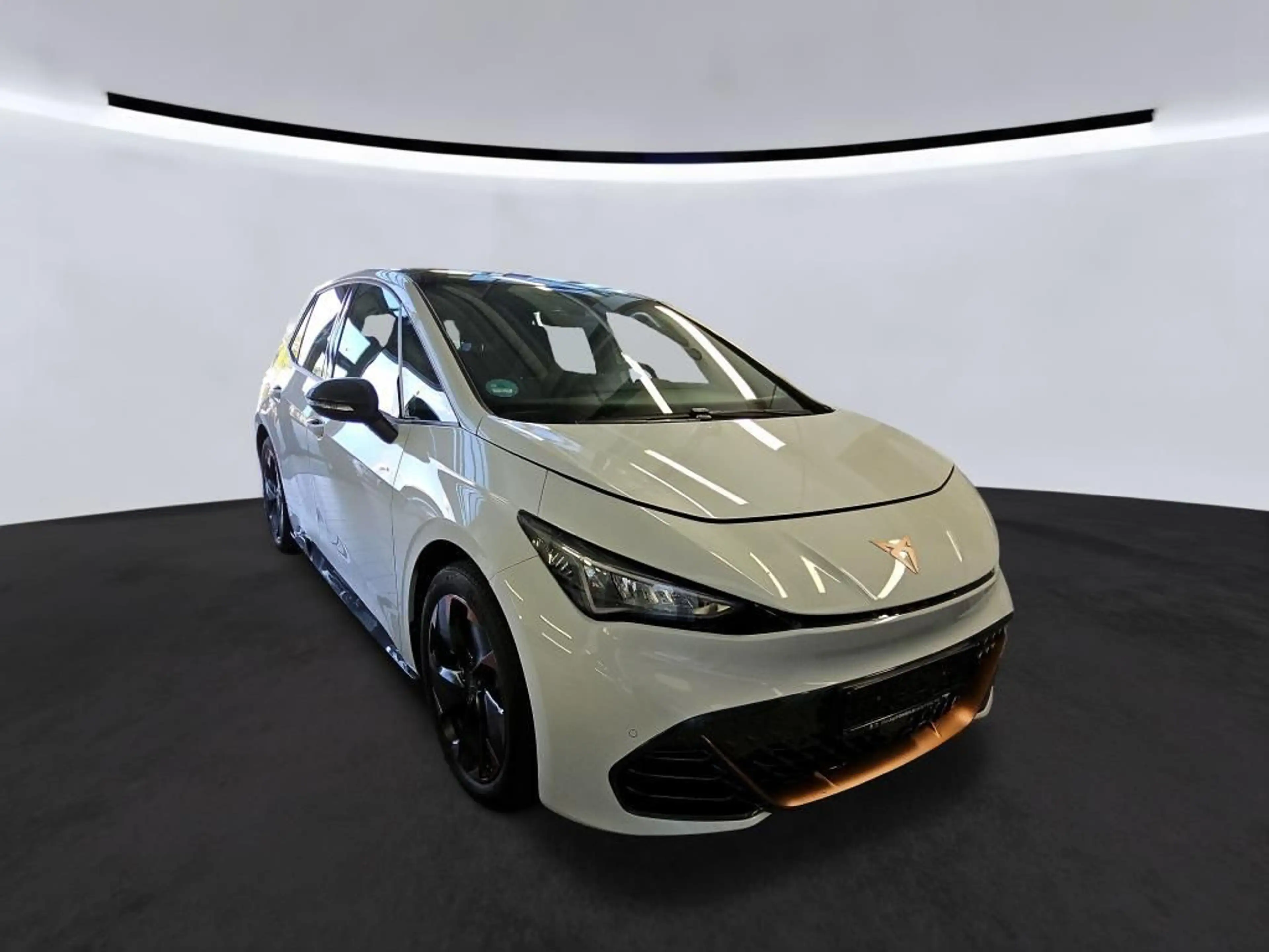 CUPRA Born . — photo 3