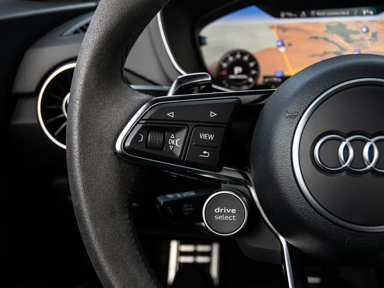 Audi TT RS снимка Audi TT RS