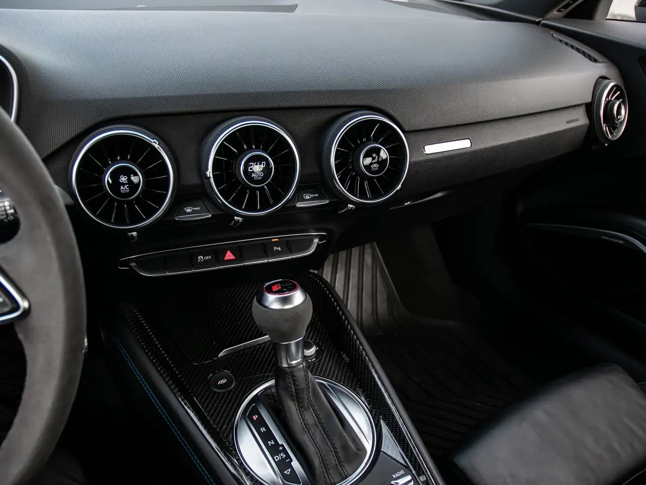 Audi TT RS снимка Audi TT RS