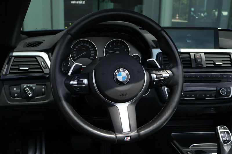 BMW 440 4-serie Cabrio 440i xDrive Centennial High E — photo 14