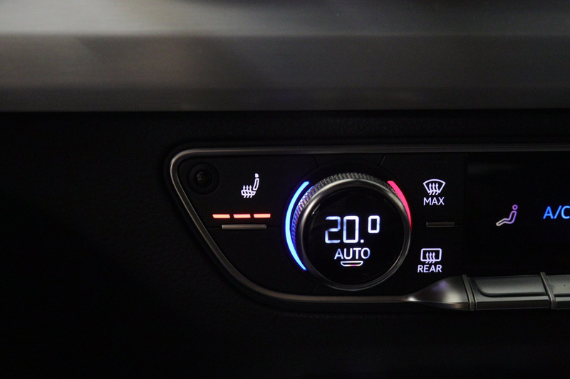 Audi Q5 55 TFSI e S edition PANO/CARPLAY/SFEER/ACC/KEYLESS — photo 45