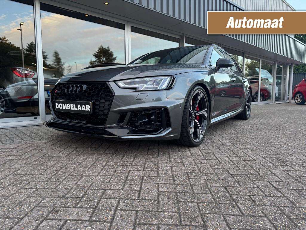 Audi RS4