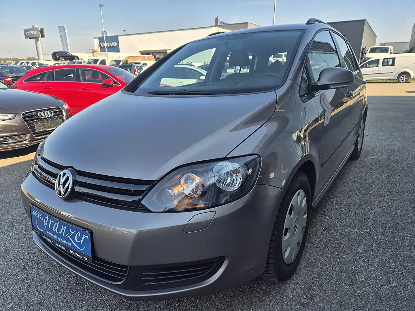 Volkswagen Golf Plus Trendline 1,6 TDI DPF Braun - 2